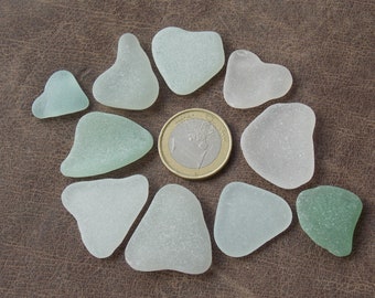 10 genuine sea glass hearts, Authentic heart shaped beach glass for jewelry making, Ocean tumbled glass, 1.8-2.5cm, 0.7"-1"