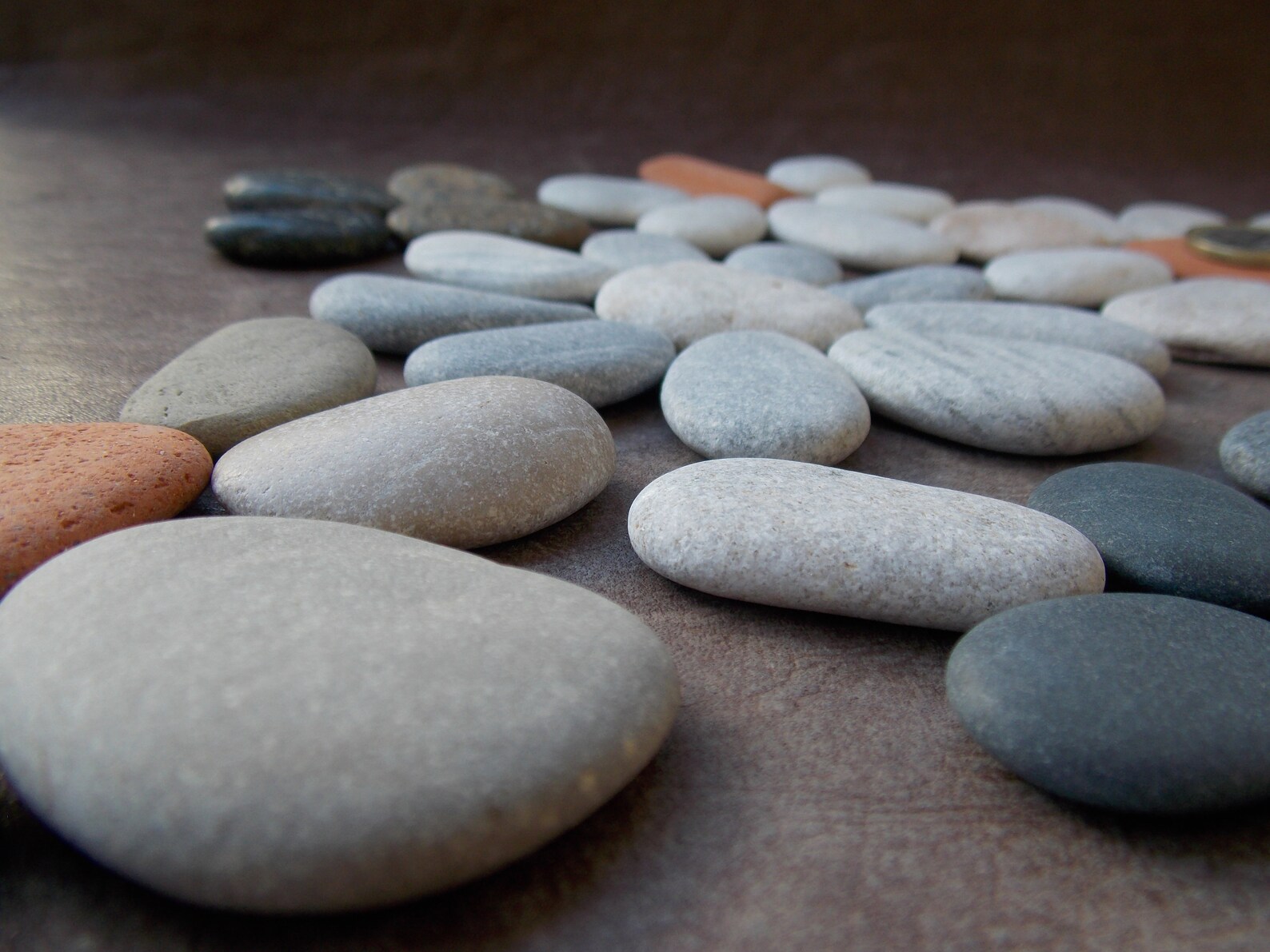 45 Smooth flat beach stones for Pebble art Colorful stone Etsy