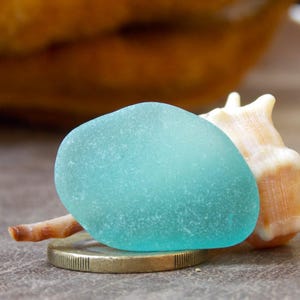 Rare Light Aquamarine Sea Glass: Jewelry Grade Beach Found Gem (2.8cm/1.1&quot;)
