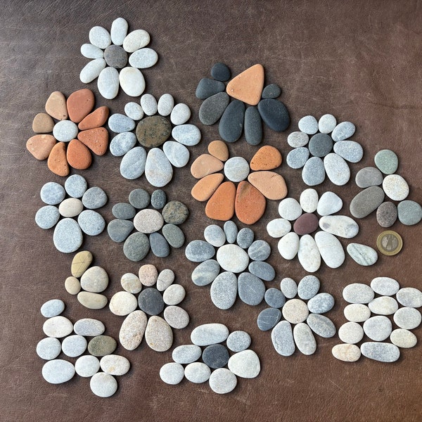 150 small oval and round Mediterranean sea stones for pebble art; Ultra Flat surf tumbled rocks; Smooth beach pebbles; 1,5-3,5cm, 0,6"-1,4"