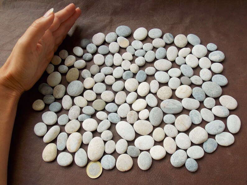1,5cm-3,5cm Painting /& crafts; tiny to medium surf tumbled decorative pebbles 0,6-1,4 2Lbs-145 Smooth flat beach stones for pebble art