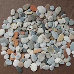 250 assorted flat sea stones for pebble art; Small craft stones; Smooth multicolored beach pebble bulk; rock pebbles; 1cm-3cm, 0,4"-1,2"