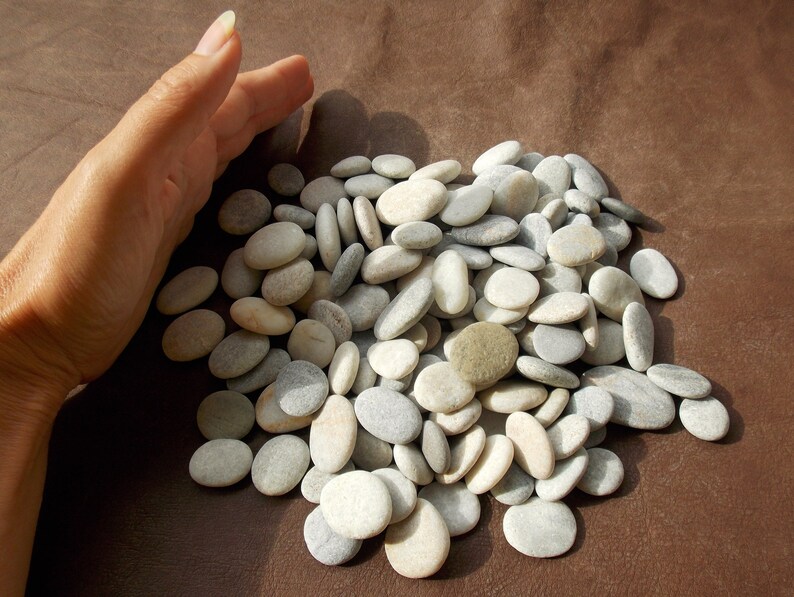 1,5cm-3,5cm Painting /& crafts; tiny to medium surf tumbled decorative pebbles 0,6-1,4 2Lbs-145 Smooth flat beach stones for pebble art