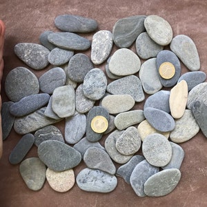 Mediterrane Schieferfelsen, Strandkieselsteine für Kunsthandwerk, Mosaikkunst