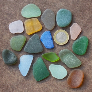 Rare Color Sea Glass Collection 17 Authentic Spanish Beach Glass Pieces; Jewelry-Quality Genuine Surf-tumbled ocean glass; 2-3,5cm 0,8&quot;-1,4&quot;
