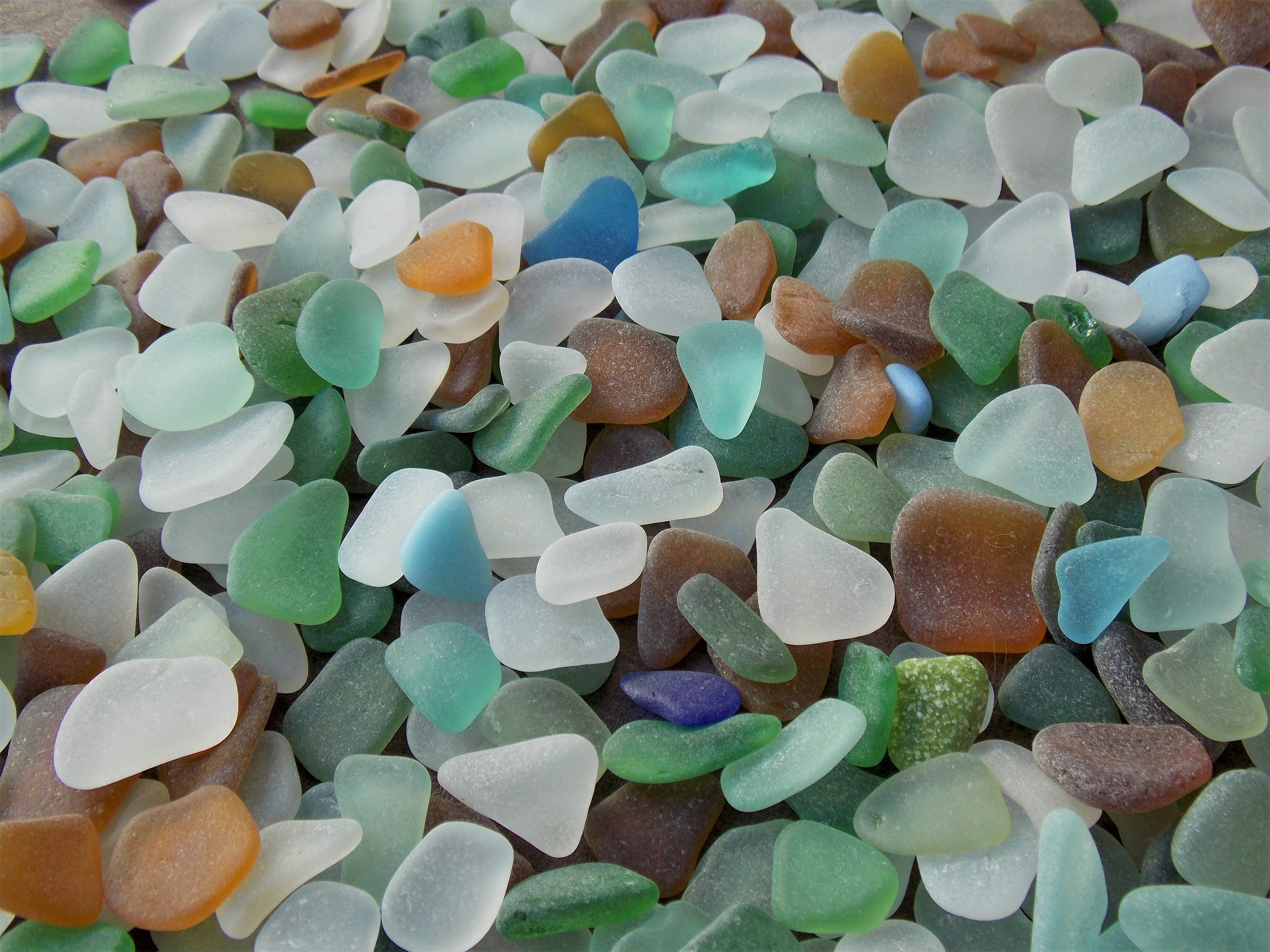 Bulk 150 Pcs Natural Surf Tumbled Sea Glass Tiny Genuine Spanish Seaglass  for Jewelry Mosaic Sea Glass Art & Crafts 1cm-1,5cm 0,40,6 