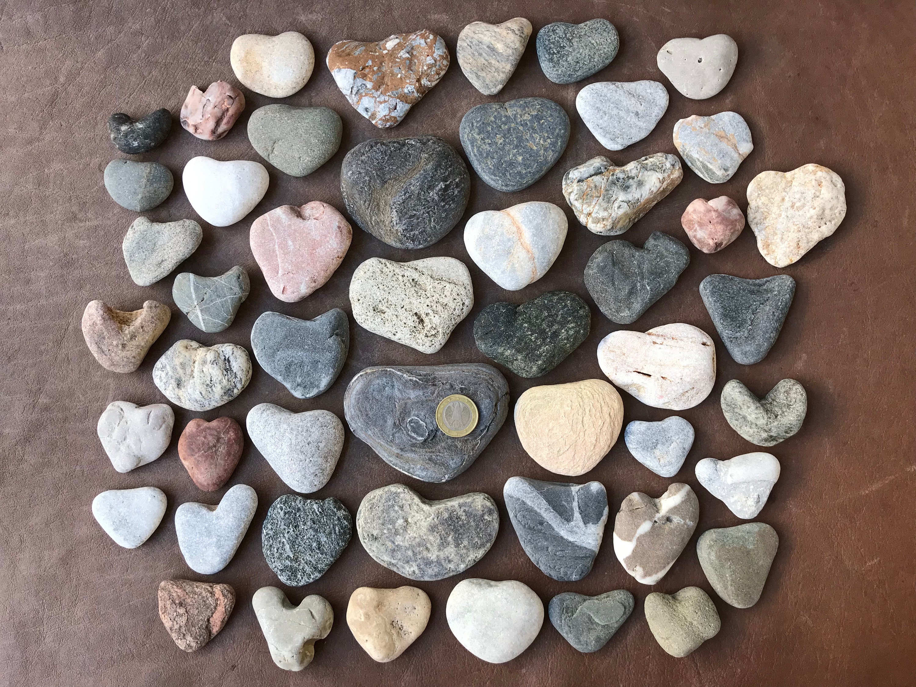 50 Big love stones Natural heart shaped sea rocks Beach Etsy