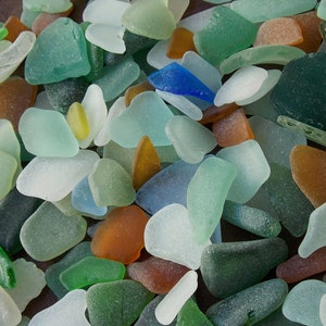 Verre de mer véritable multicolore en vrac ; Verre de mer naturel de plage espagnol dégringolé ; Bijoux d'art en verre de mer, mosaïque artisanale; 1,5 cm -2,5 cm, 0,6"-1"
