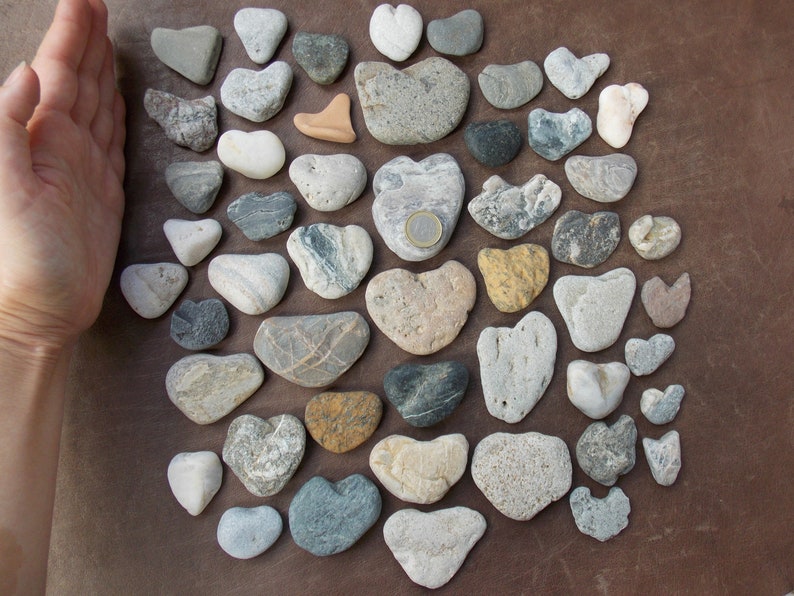 50 Big Love Stones Natural Heart Shaped Sea Rocks Beach - Etsy