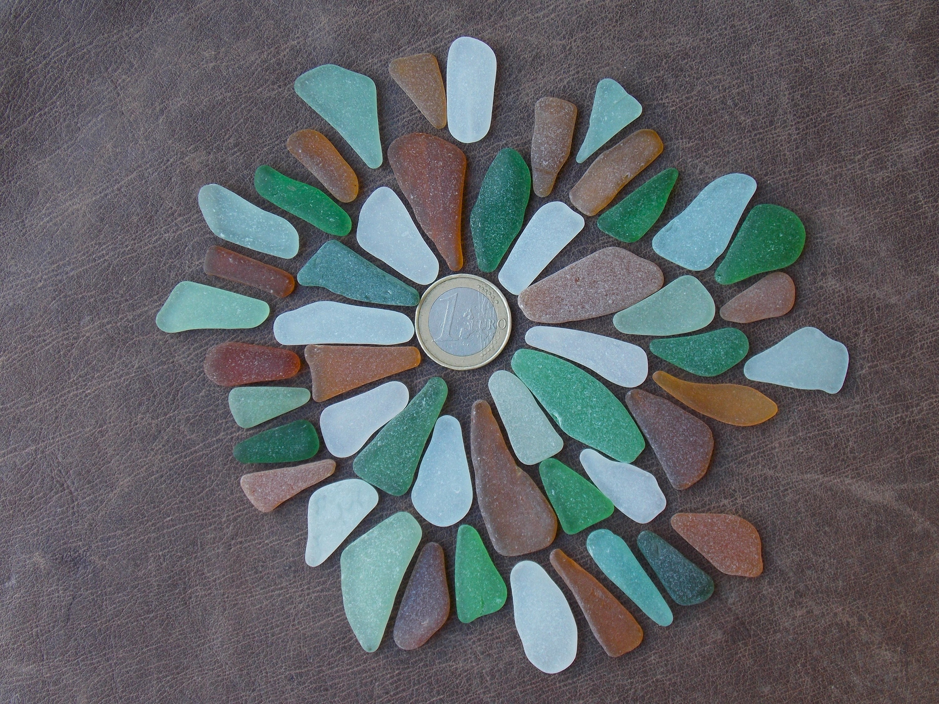 50 narrow pendant pcs of genuine Spanish sea glass for jewelry making and crafts; Jewelry grade oblong seaglass; 1,5cm-3,5cm, 0,6"-1,4"