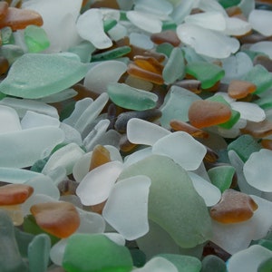 Authentic surf tumbled sea glass for mosaic making, pebble art, beach themed home decor; Frosted genuine seaglass pebble; 1-4cm, 0.4&quot;-1.6&quot;