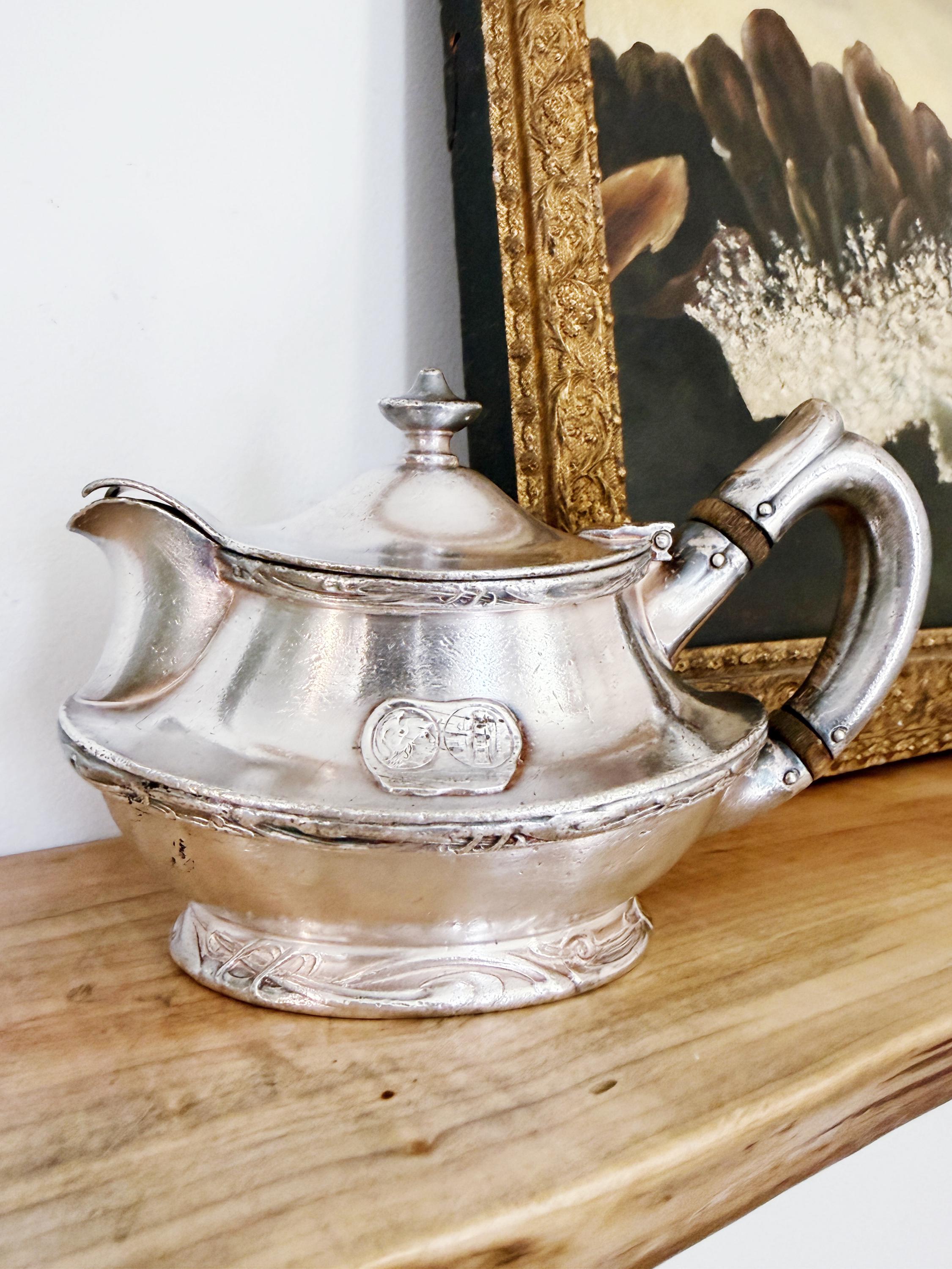 Los Angeles Teapot - Etsy
