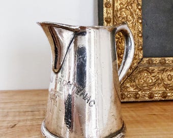 Antiekzilveren creamer van Château Frontenac in Montreal