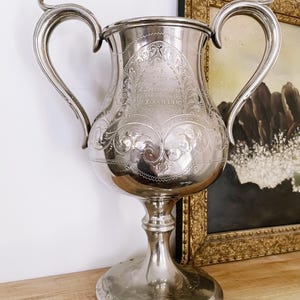 1902 Versilberter Englischer Taubenlauf Trophy