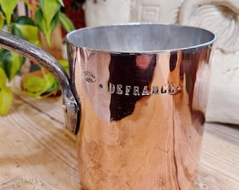 Antigua olla de cobre francesa Dehillerin procedente del transatlántico CGT French Line.