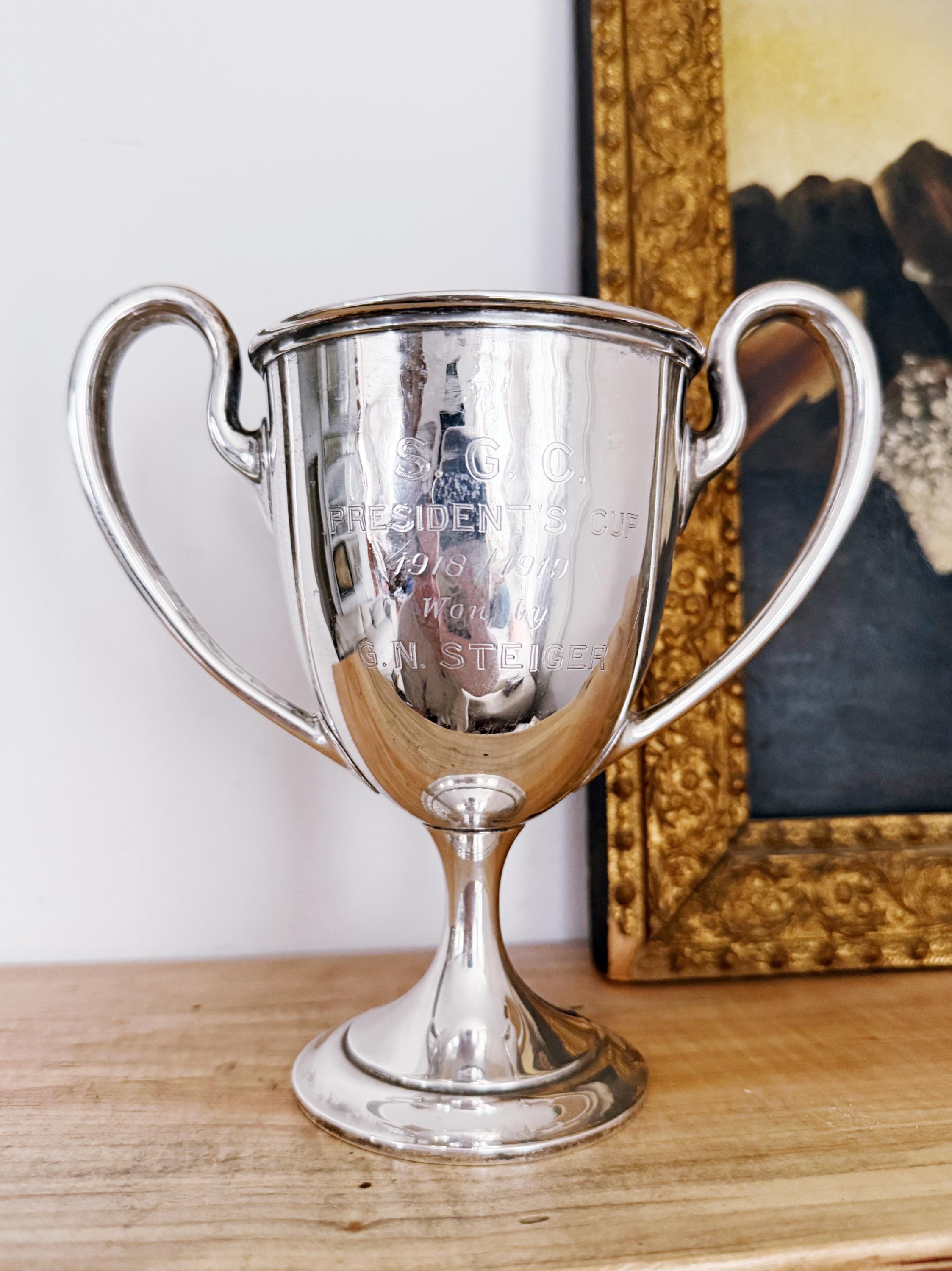【レトロ】トロフィー 銀メッキ レトロ】トロフィー 銀メッキ Silver trophy antique - Etsy 日本