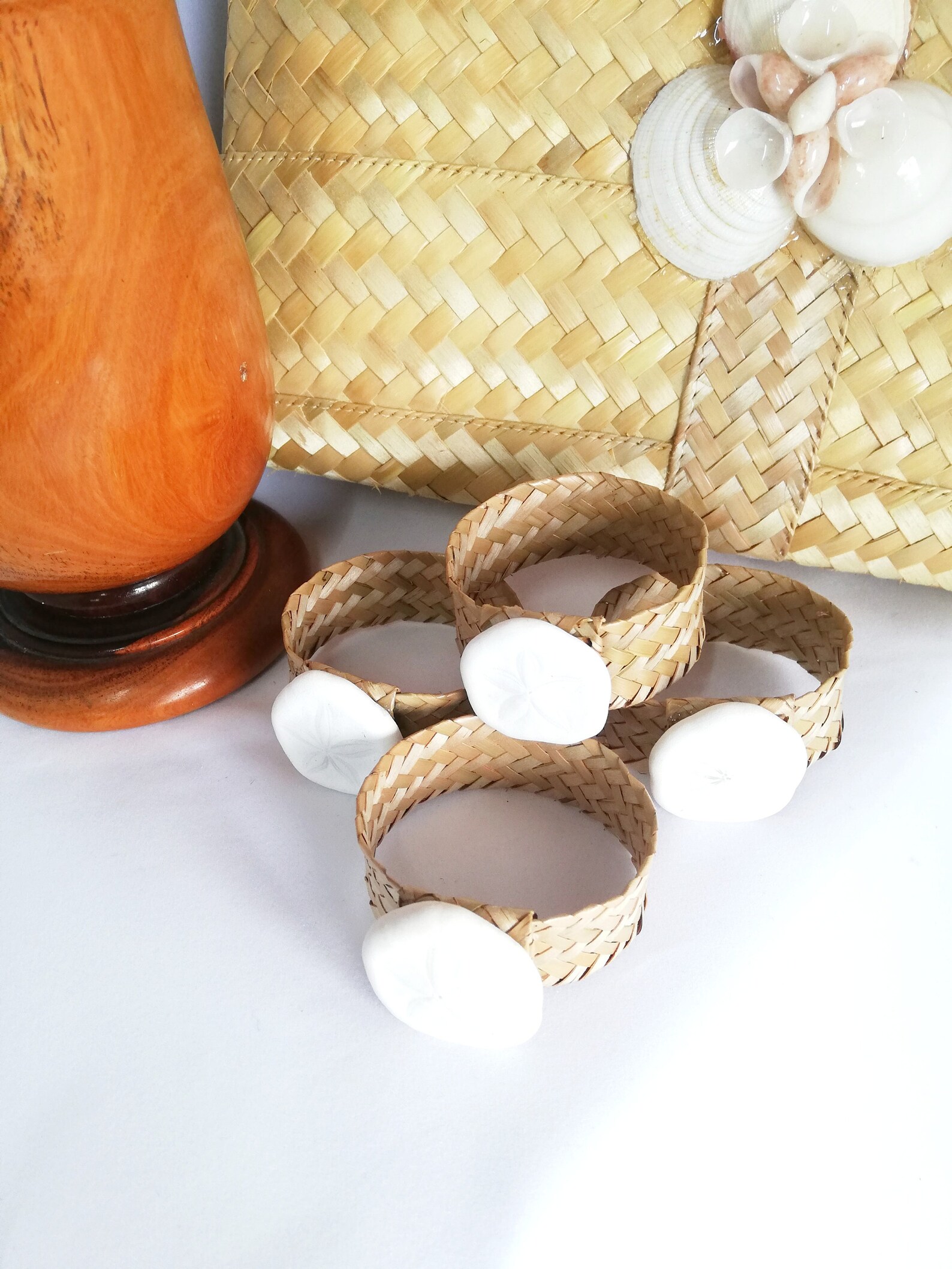 Seashell Napkin Ring / Napkin Holder / Straw Napkin Ring / Napkin