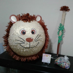 Lion pinata, Safari birthday party for boy girl, Wild animal party decor, kids hit pinata, Childs party Jungle baby shower table decorations