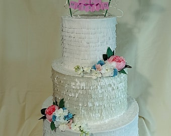 Wedding Cake pinata Rustic style, Personalized wedding pinata, Rustic wedding pinata, Custom wedding pinata, White cake pinata for wedding