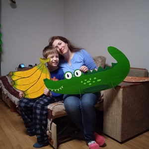 Safari Party Decoration Baby shower Big size Lion jungle Cutout Lion face in a hole photo prop, Banana party photo décor Photo booth prop