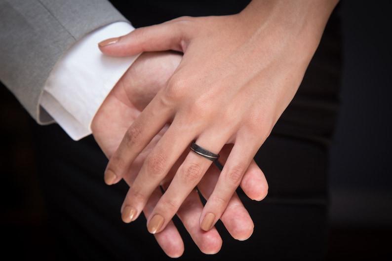 Mens Concrete Wedding Ring, ULTRALIGHT, Inner Titanium, Black Concrete with Graphite, Endless Line Love, Unique Mens Engagement Band image 3