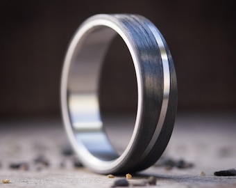 Bague de mariage en fibre de carbone pour homme Titane intérieur, ULTRALIGHT, Bande de fiançailles pour homme, Bande de mariage en fibre de carbone Bague de fiançailles noire pour homme