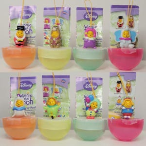 Winnie l'ourson Collection de figurines Peek A Pooh #13, série Circus Fun, lot de 8 + 1 présentoir pour distributeur automatique Tomy Yujin Disney Toy