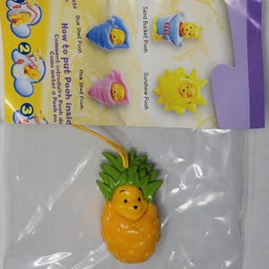 Kolekcja figurek Kubusia Puchatka Peek A Pooh #14 Seria Summer Splash Pineapple Leaflet Tomy Yujin Disney Brelok Automat do sprzedaży Zabawka Nowość