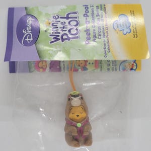 Winnie The Pooh Peek A Pooh Figure Collection #13 Circus Fun Series Pony Leaflet Tomy Yujin Dangler Keychain Vending machine Toy Charm New