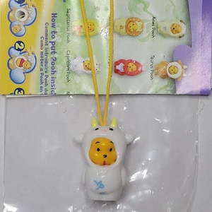 Kubuś Puchatek Peek A Pooh Figure Collection #11 Seria Zodiaku Koziorożec Z Ulotką Astrologia Horoskop Tomy Yujin Disney Brelok Zabawka