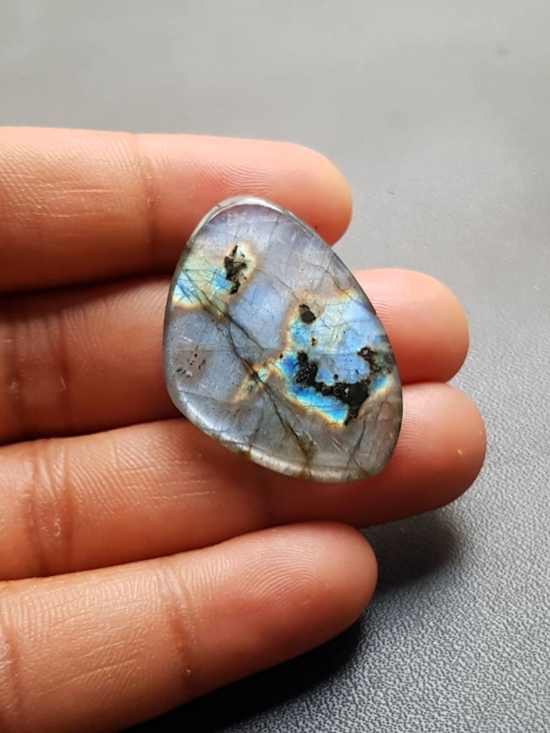 AAA Quality Strong Flashy Labradorite Cabochons 24.5x35x6 MM C297 Loose Gemstone Natural Labradorite Heart Shape Smooth Cabochon