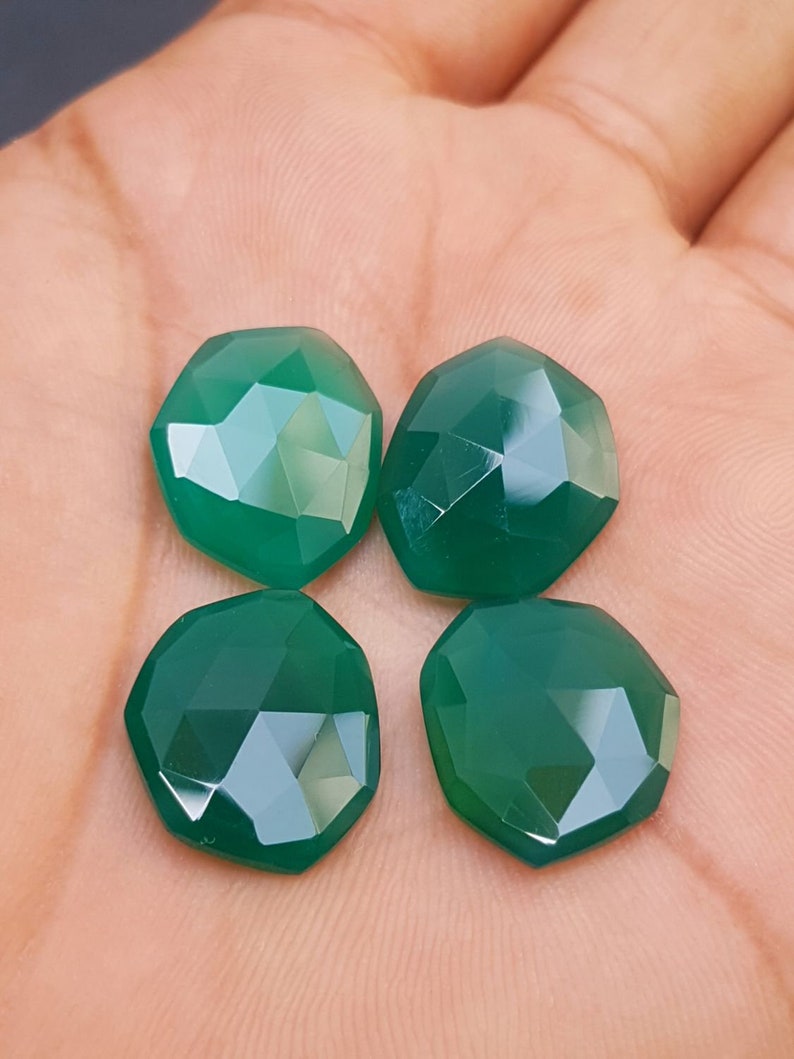 AAA Quality 19x15.5 MM C1656 Green Chalcedony Briolettes Natural Green Chalcedony Fancy Shape Faceted Briolettes Loose Gemstone