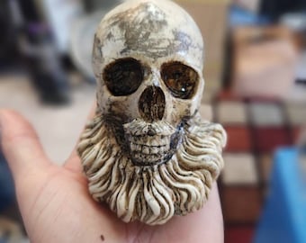 Handmade Skull with beard shifter knob...