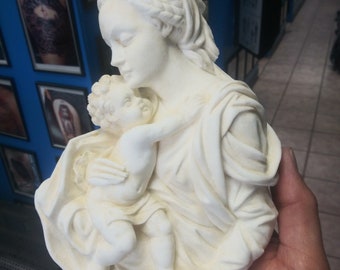 Mother and child figurine