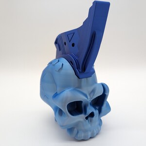 3D Printed Skull Headphone Stand - Yondu inspired