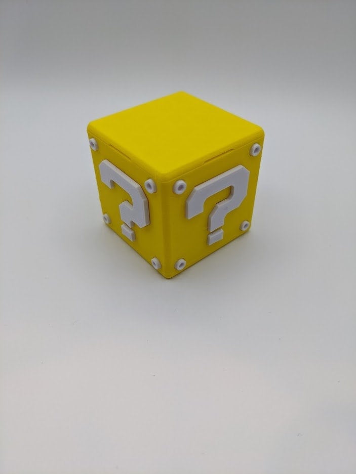 Nintendo DS\3DS Question Block Cartridge Holder