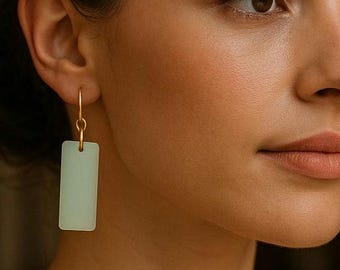 NUEVOS pendientes de cristal de playa verde espuma de mar, pendientes de oro de 18 quilates, pendientes de tendencia, minimalistas, regalo para damas de honor, estilo bohemio, joyería natural