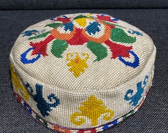 Bucharian kippah silk tubeteika for kids - Uzbek small child kufi hat, 19.7 inch / 50 cm