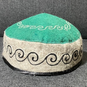 Uzbek kufi felt hat tubeteika with cotton lining in 3 styles & 4 sizes: 59, 60, 61, 62 cm / 23.2, 23.6, 24, 24.4 inch
