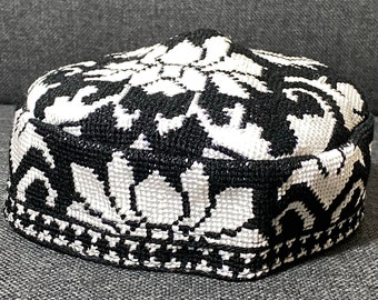 Bucharian kippah - Uzbek kufi hat tubeteika in 4 sizes: 56, 57, 59, 60 cm / 22, 22.4, 23.2, 23.6 inch