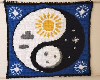 Yin Yang Sun Moon Wall Hanging Pattern, row by row, single crochet, crochet pattern, crochet, PDF