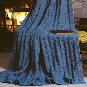 Coperta afgana a traliccio quadrato vintage in PDF, download digitale istantaneo, coperta in maglia testurizzata blu, decorazione per la casa