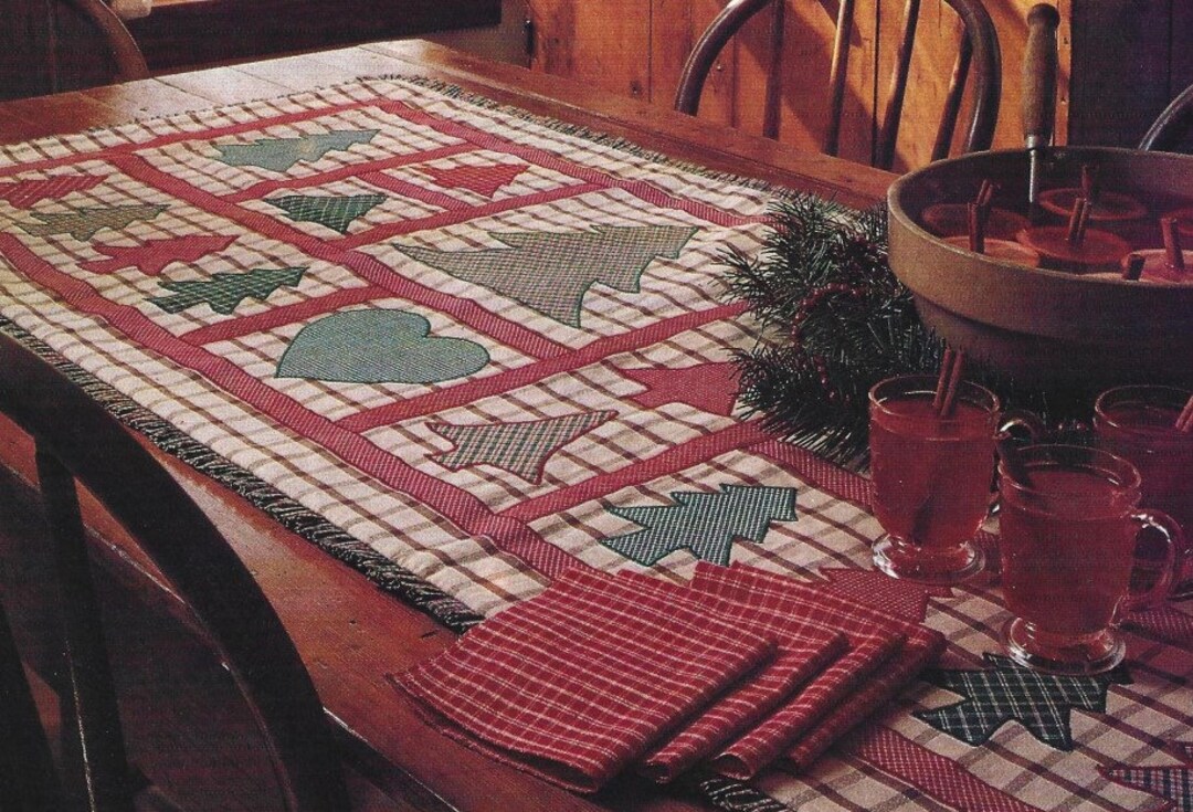 Vintage Sewing Pattern Christmas Trees and Heart Quilted Table Runner ...