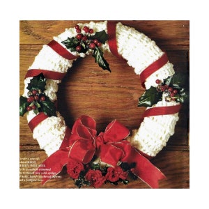 Vintage Crochet Pattern Christmas Wreath and Rose Flowers PDF Instant Digital Download Festive Wreath for Door or Wall Holiday Home Decor