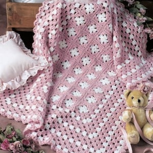 Coperta per neonato vintage all&#39;uncinetto con motivo a quadri &quot;Nonna&quot;, in formato PDF, download digitale istantaneo, regalo per baby shower, biancheria da letto per culla, arredamento per la casa