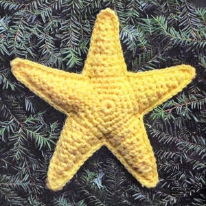 Vintage Crochet Pattern Christmas Star Tree Topper 7&quot; Diameter Instant Digital Download Retro Gold Amigurumi Ornaments Holiday Home Decor