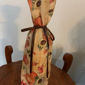 Wine Bottle Gift Bag - pumpkins on gold background