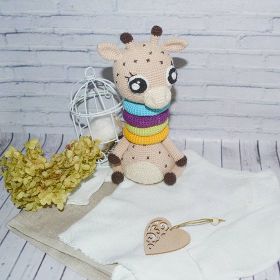 giraffe stacking toy