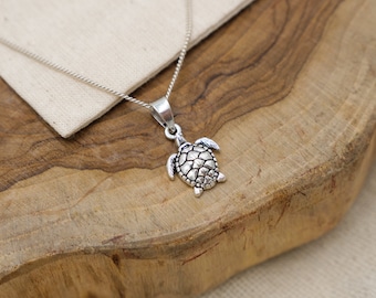 Tiny Turtle Pendant 925 Sterling Silver Sea Turtle Necklace Nautical Gift for woman Beach Jewelry for Girls Charm with 18 Inch Silver Chain