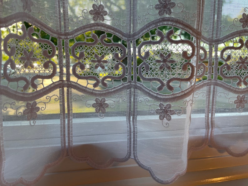 White Flower Cafe Embroidered Curtain main image 0